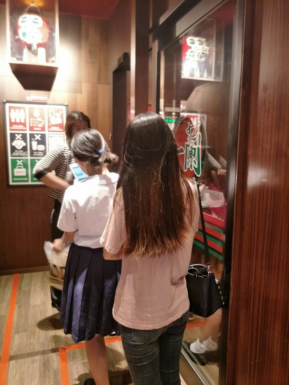 (台北信義美食) 一蘭台灣台北本店,日本熟悉的消夜味~近象山捷運站(附菜單)