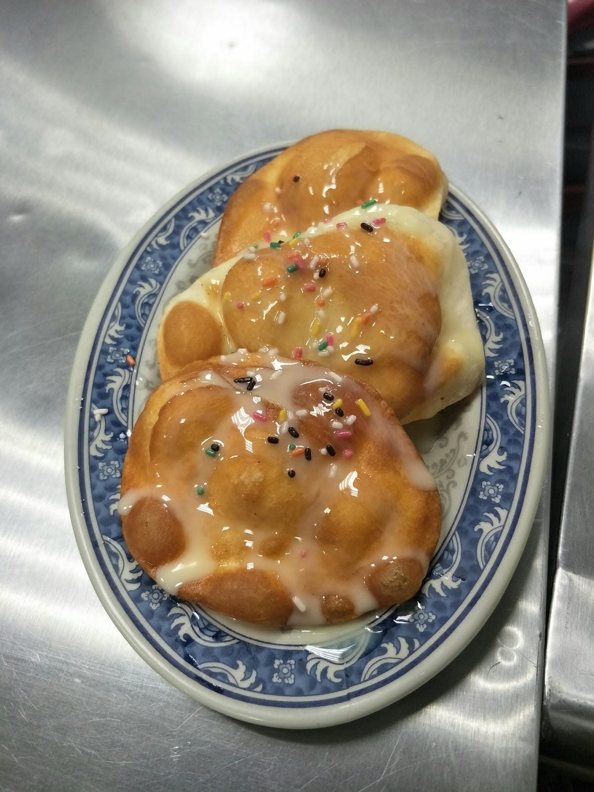 (新北板橋美食)板橋小籠包~超人氣蒸餃以及煉乳酥皮燒,湳雅夜市正對面