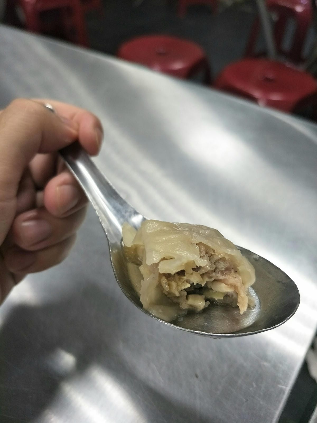 (新北板橋美食)板橋小籠包~超人氣蒸餃以及煉乳酥皮燒,湳雅夜市正對面