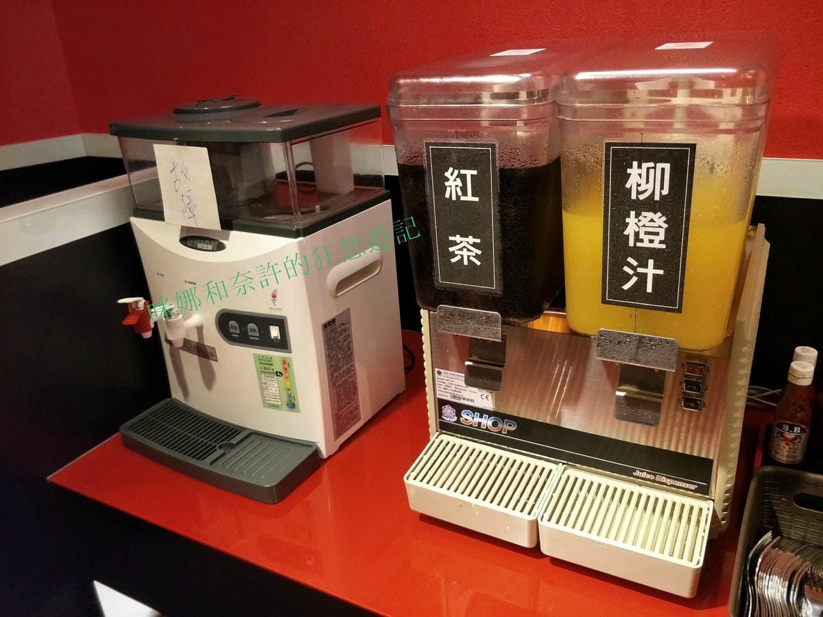 (新北新莊-美食)台式牛排教父-孫東寶~100%原肉主義超大塊牛排，新莊捷運站旁&附菜單