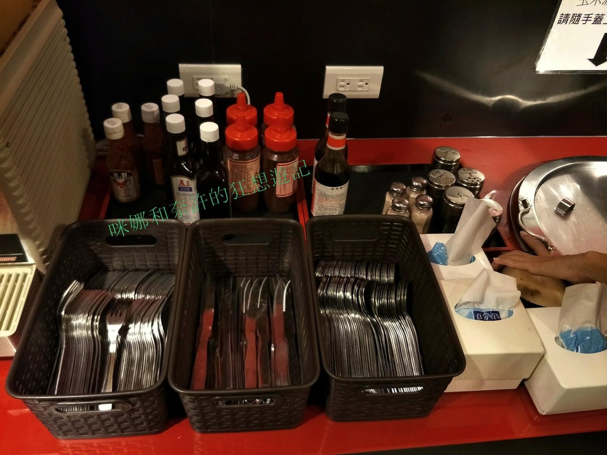 (新北新莊-美食)台式牛排教父-孫東寶~100%原肉主義超大塊牛排，新莊捷運站旁&附菜單