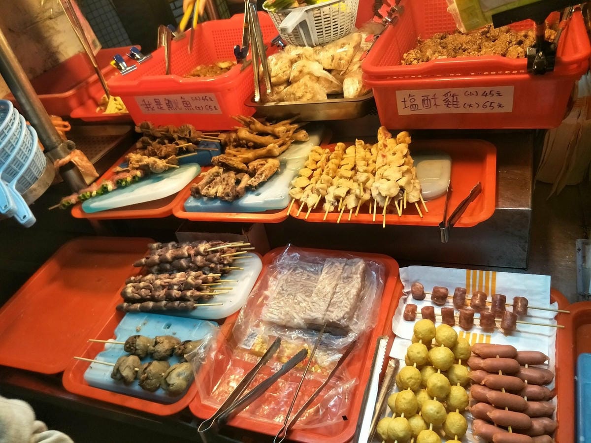 (新北樹林-美食)花家鹽酥雞、推烤肉串、鹽酥雞,近樹林車站和樹林夜市,附菜單