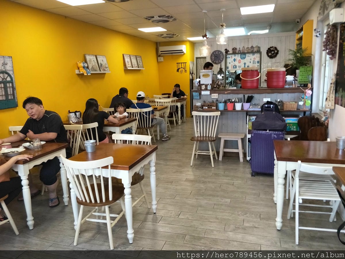 (新北新莊美食)小松果廚房,假日早午餐首選、義大利麵和早午餐with menu