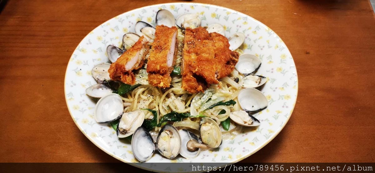(新北新莊美食)小松果廚房,假日早午餐首選、義大利麵和早午餐with menu