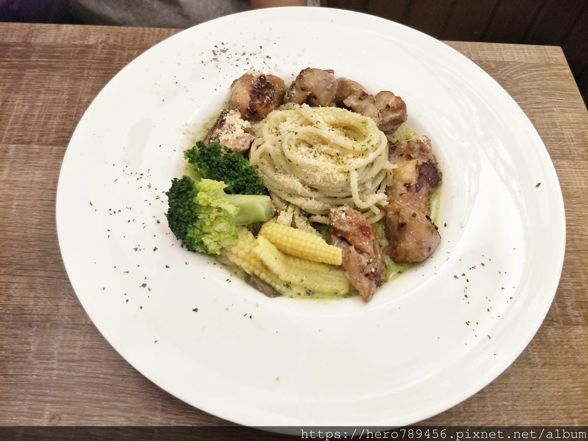 (新北新莊美食)倆口 THE COUPLE，精緻早午餐、簡餐、咖啡，低調奢華好味道!