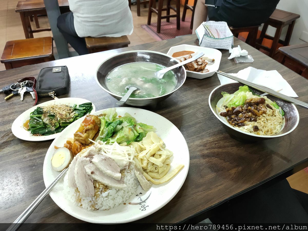 (新北新莊-美食)新豐鵝肉,超值便當~價格實在~CP值超高!