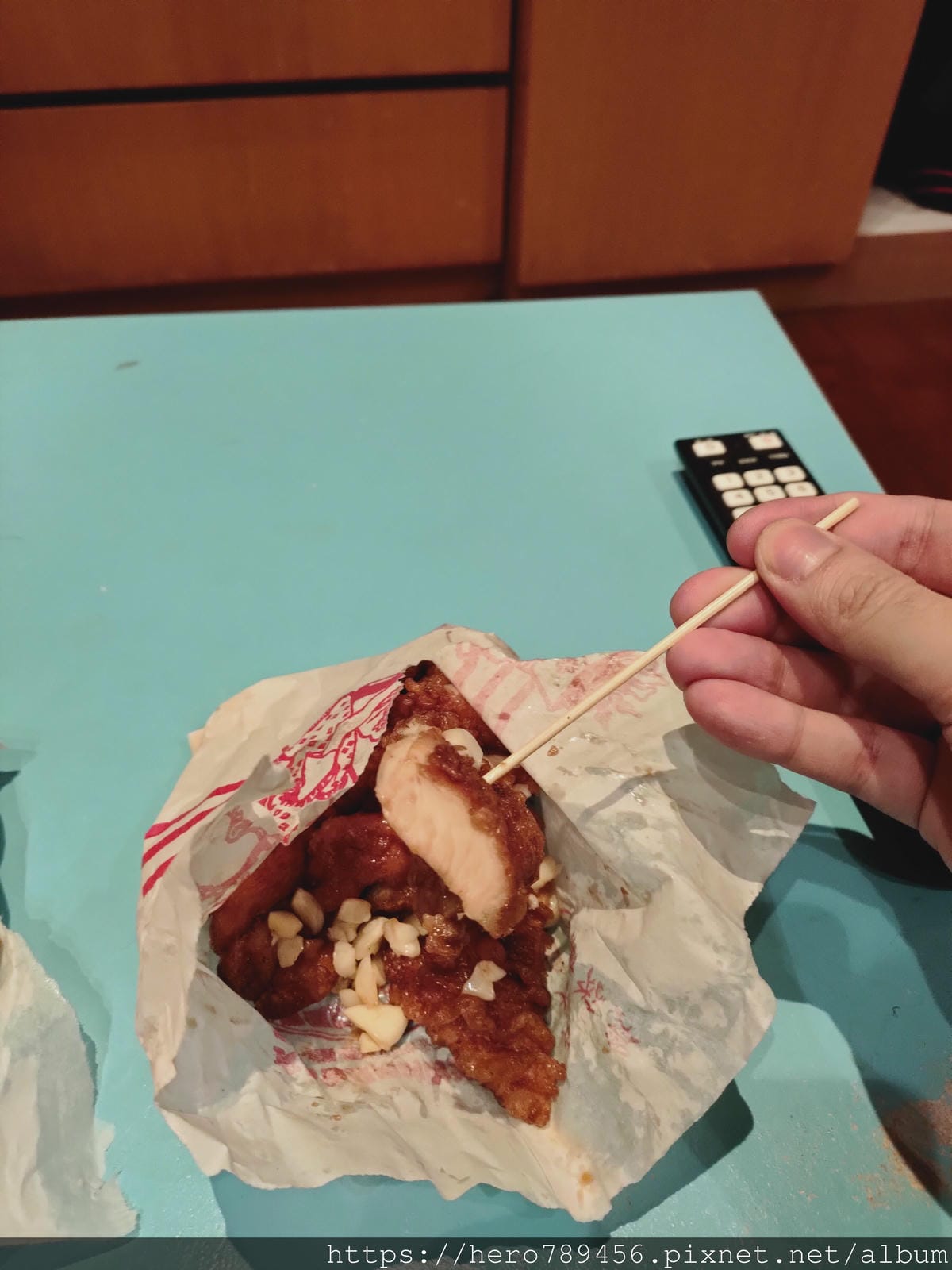 (台北西門美食)180度C蜜酥雞排,西門宵夜首選,當地人隱藏店家。強烈建議電話預訂!!!