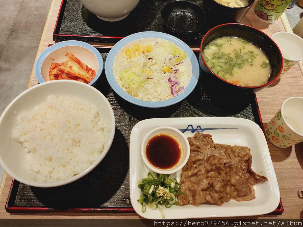 (台北西門美食)松屋,日本知名連鎖燒肉與蓋飯定食!捷運西門一號出口旁