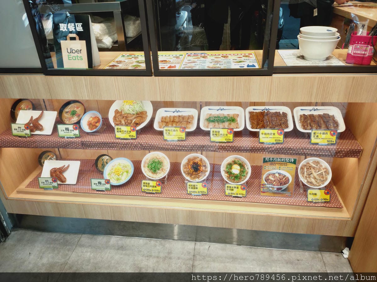 (台北西門美食)松屋,日本知名連鎖燒肉與蓋飯定食!捷運西門一號出口旁