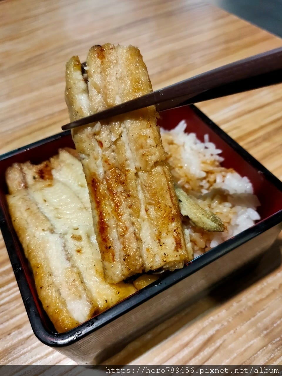(台北南港美食)板前屋炭烤鰻魚飯，被評為台北必吃五大鰻魚飯之