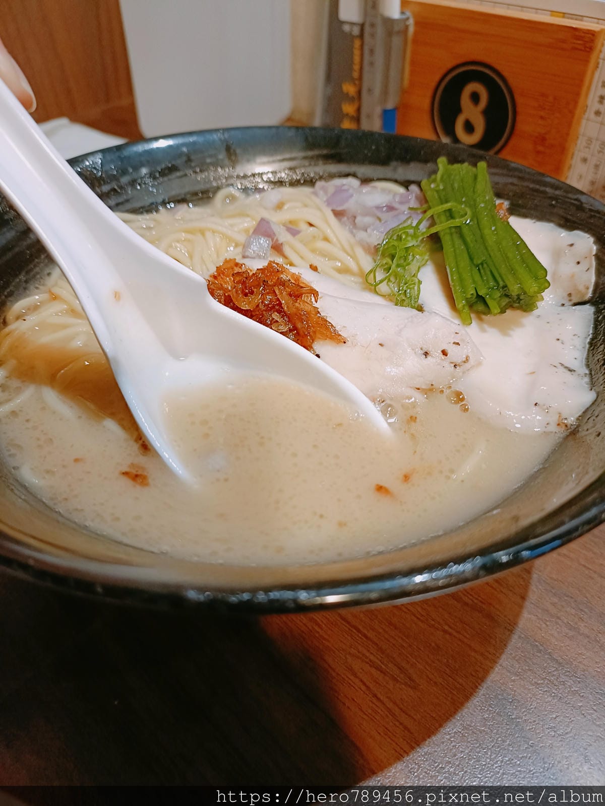 (台北萬華西門美食)吉天元拉麵,萬年商業大樓裡的平價排隊美食 (台北萬華西門美食)吉天元拉麵,萬年商業大樓裡的平價排隊美食