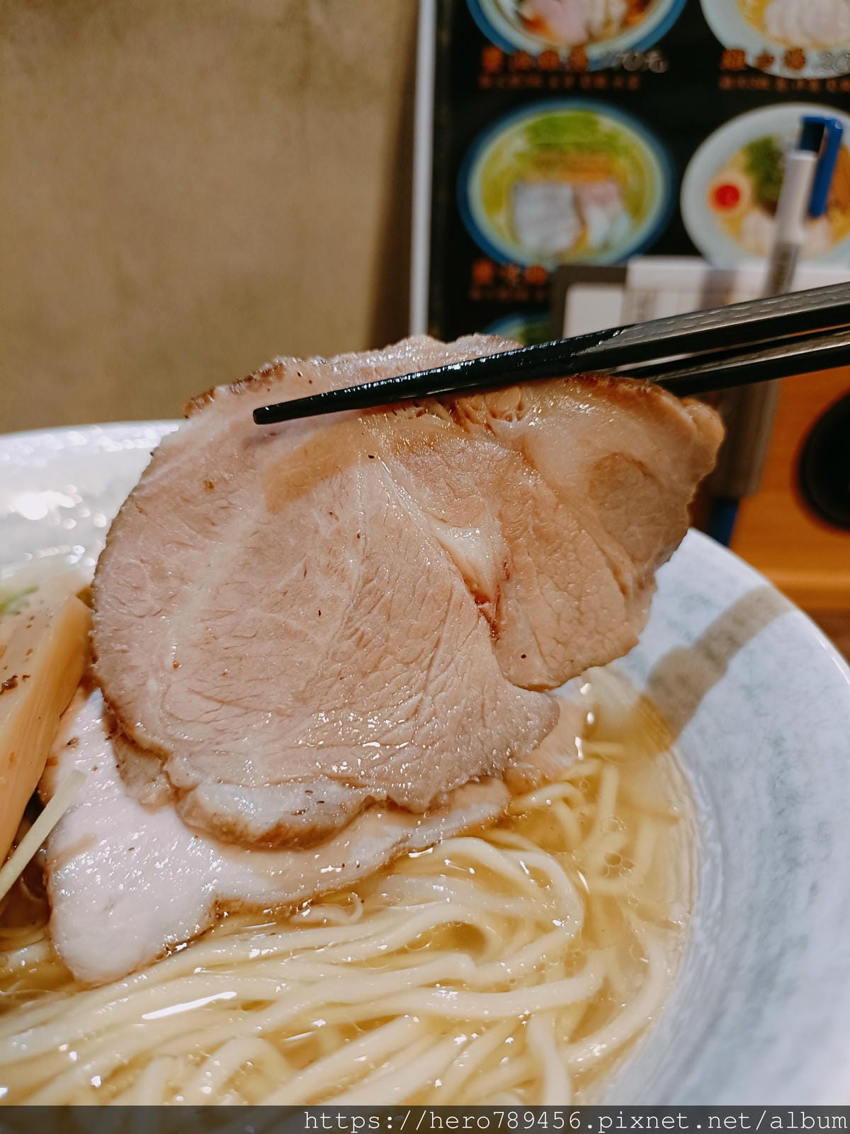 (台北萬華西門美食)吉天元拉麵,萬年商業大樓裡的平價排隊美食 (台北萬華西門美食)吉天元拉麵,萬年商業大樓裡的平價排隊美食