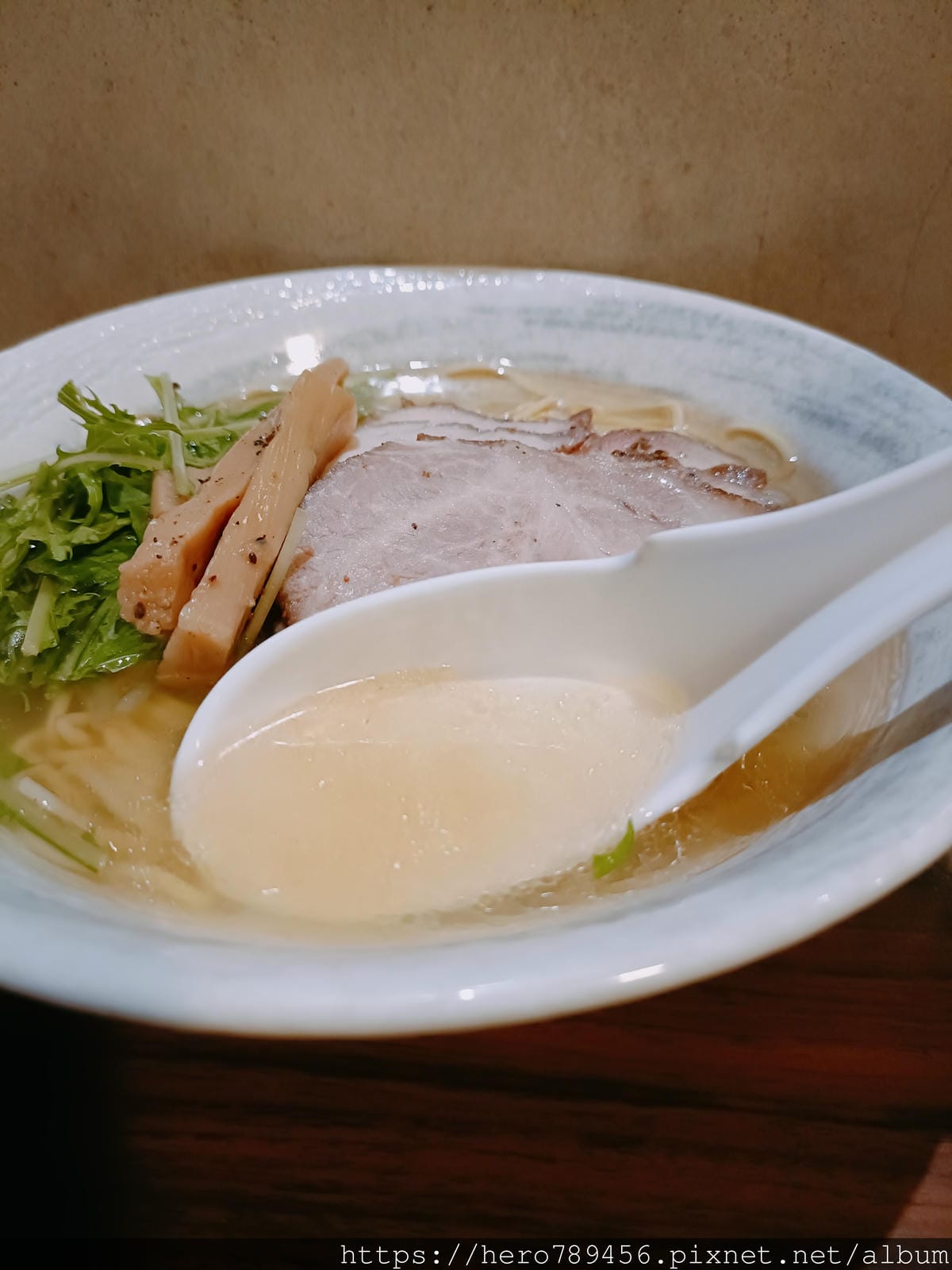 (台北萬華西門美食)吉天元拉麵,萬年商業大樓裡的平價排隊美食 (台北萬華西門美食)吉天元拉麵,萬年商業大樓裡的平價排隊美食