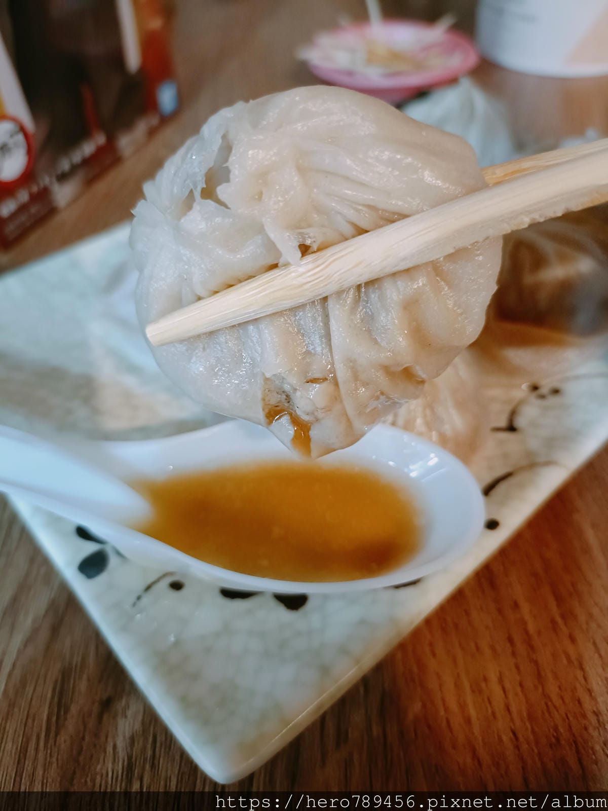 (台北萬華西門美食)梁山泊小籠湯包,西門町裡的人氣小籠湯包~ (台北萬華西門美食)梁山泊小籠湯包,西門町裡的人氣小籠湯包~