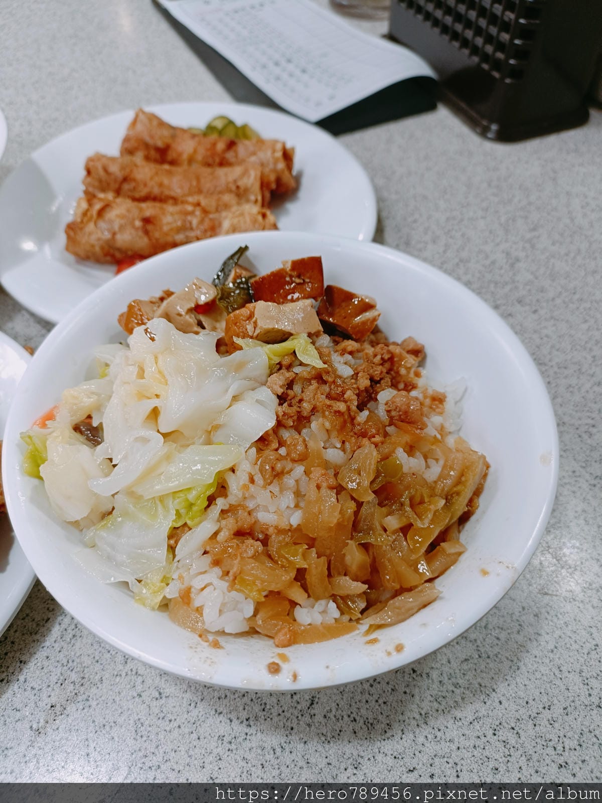 (台北萬華西門美食)金園排骨萬年店,西門町裡人氣爆棚的排骨飯 (台北萬華西門美食)金園排骨萬年店,西門町裡人氣爆棚的排骨飯