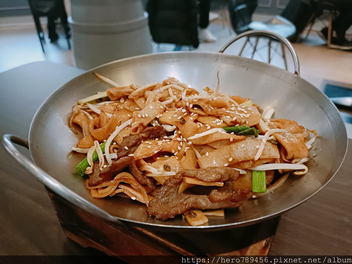 (台北萬華西門美食)映港式茶餐廳,西門人氣港式茶餐廳,價格不 (台北萬華西門美食)映港式茶餐廳,西門人氣港式茶餐廳,價格不
