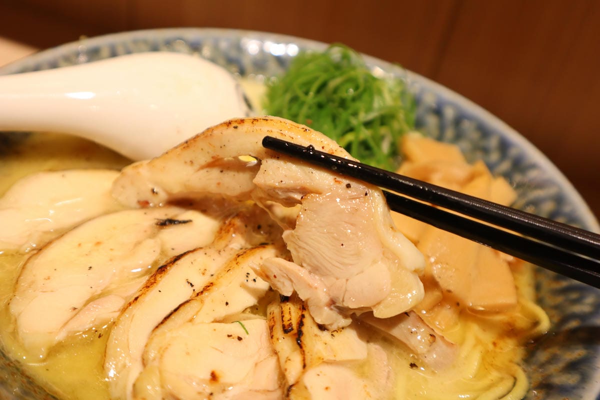 (新北新莊美食)熊越岳,新莊人氣拉麵新風貌,屋台華麗升級室內 (新北新莊美食)熊越岳,新莊人氣拉麵新風貌,屋台華麗升級室內