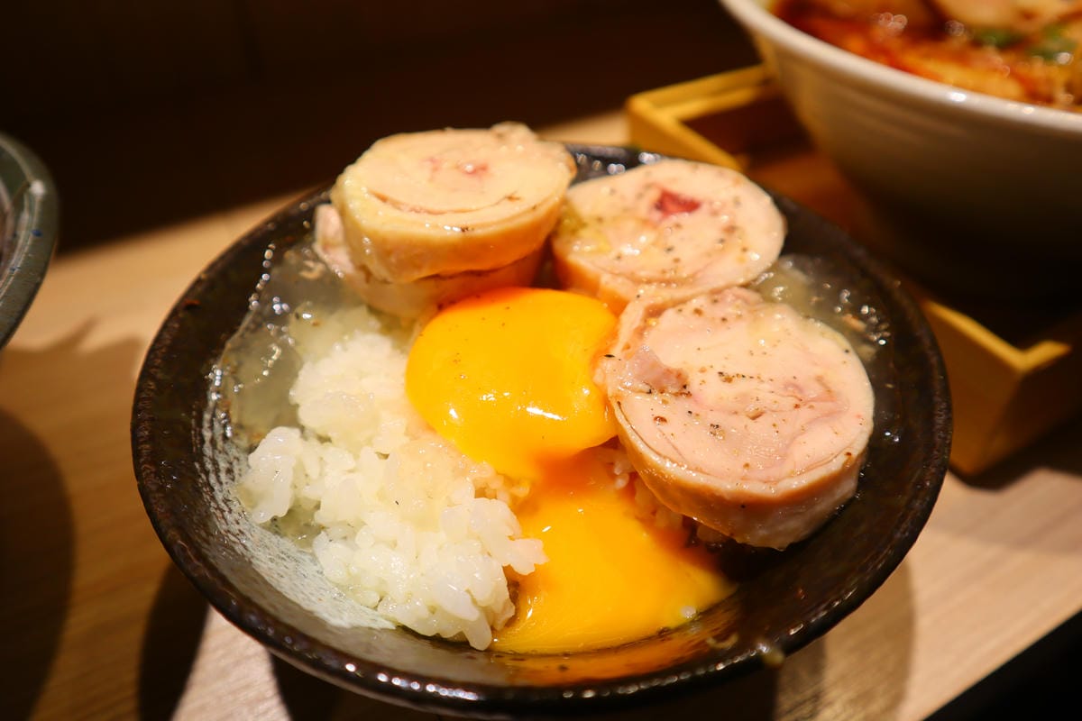 (新北新莊美食)熊越岳,新莊人氣拉麵新風貌,屋台華麗升級室內 (新北新莊美食)熊越岳,新莊人氣拉麵新風貌,屋台華麗升級室內