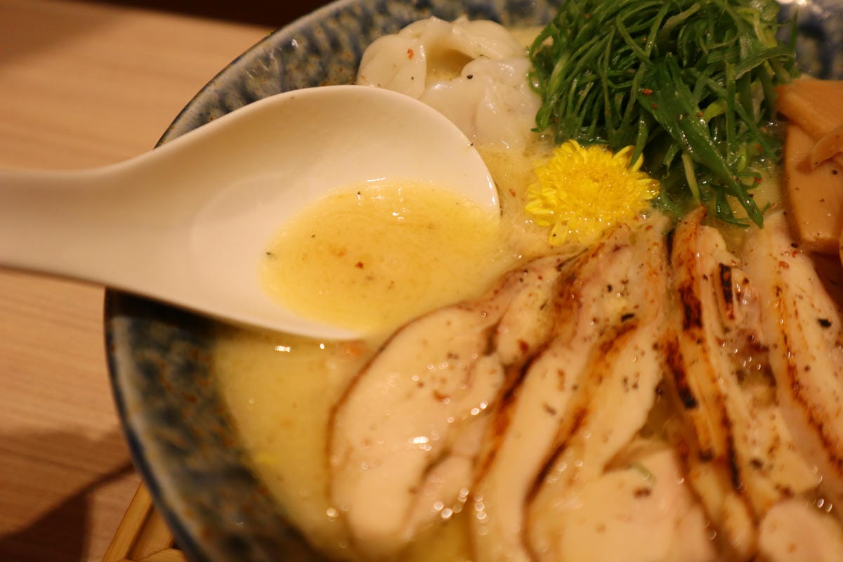 (新北新莊美食)熊越岳,新莊人氣拉麵新風貌,屋台華麗升級室內 (新北新莊美食)熊越岳,新莊人氣拉麵新風貌,屋台華麗升級室內