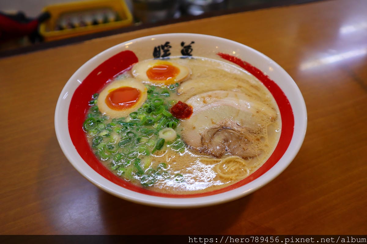 (日本太宰府美食)暖暮 駅前店,曾獲選九州NO.1的拉麵殊榮 (日本太宰府美食)暖暮 駅前店,曾獲選九州NO.1的拉麵殊榮