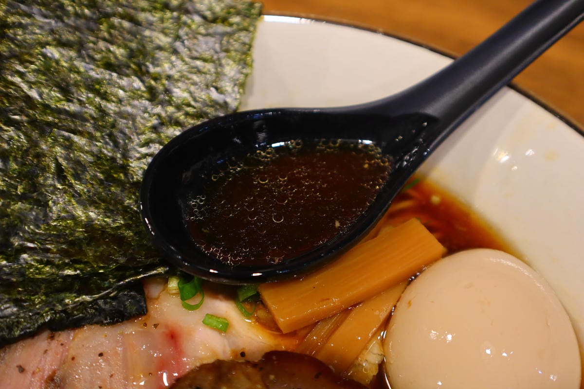 (台北中正美食)鷹流東京醤油拉麺蘭丸ranmaru-林森南路 (台北中正美食)鷹流東京醤油拉麺蘭丸ranmaru-林森南路