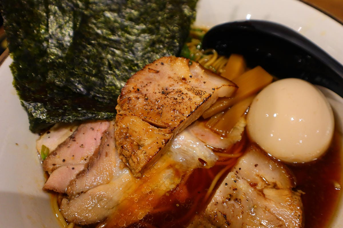 (台北中正美食)鷹流東京醤油拉麺蘭丸ranmaru-林森南路 (台北中正美食)鷹流東京醤油拉麺蘭丸ranmaru-林森南路