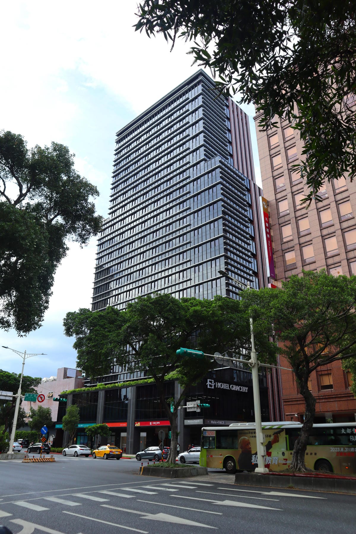 (台北中正住宿)格拉斯麗台北飯店,來自日系知名連鎖品牌,整棟 (台北中正住宿)格拉斯麗台北飯店,來自日系知名連鎖品牌,整棟