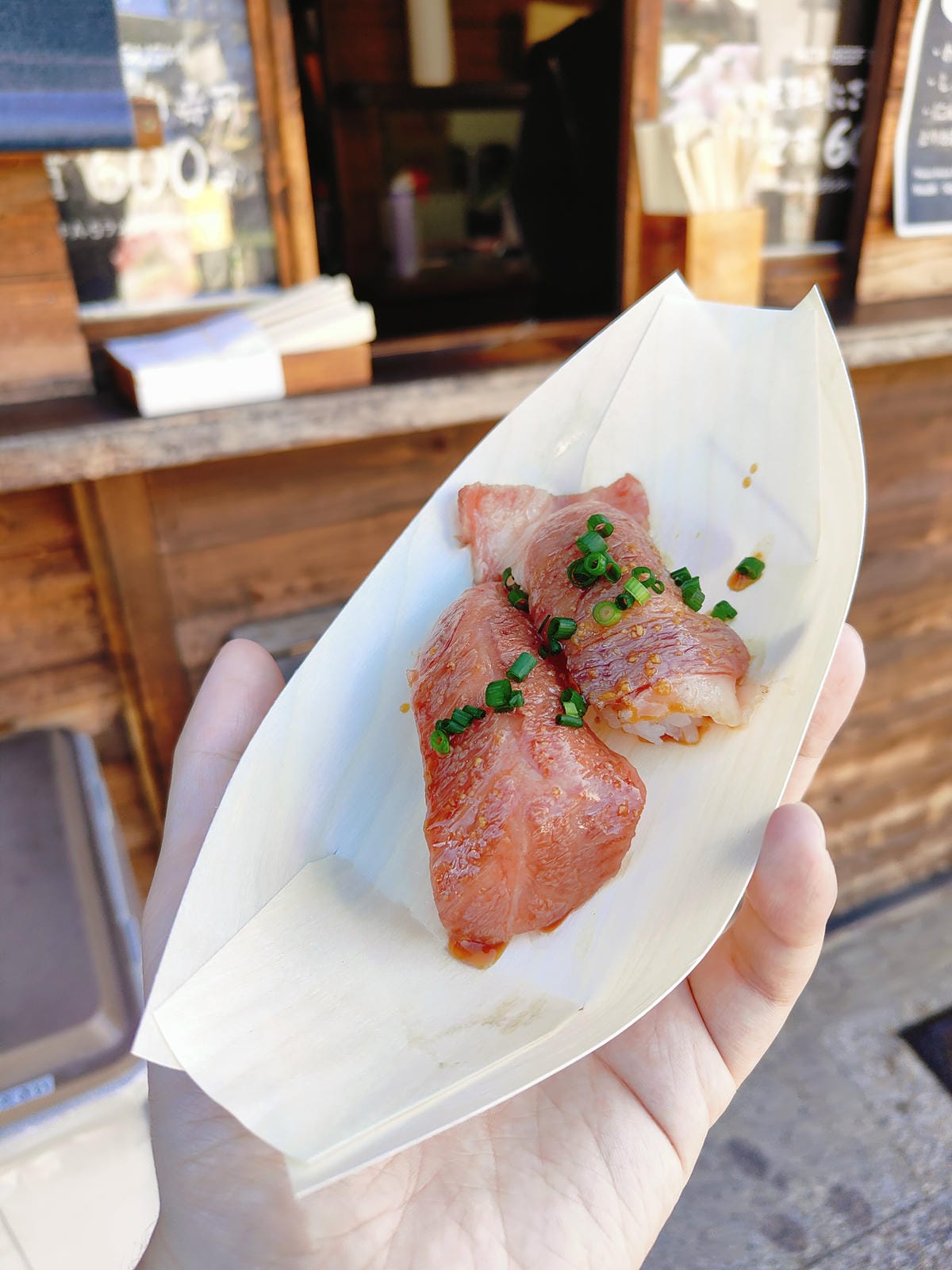 (日本愛知縣犬山景點)犬山牛太郎，2貫¥600的飛驒牛壽司~