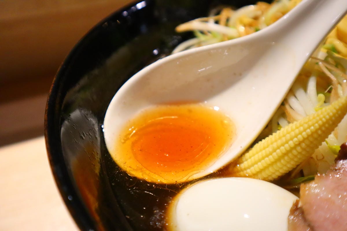 (新北板橋餐廳)宋囍拉麵 らーめん, 老闆有點像是鄰家大哥型 (新北板橋餐廳)宋囍拉麵 らーめん, 老闆有點像是鄰家大哥型