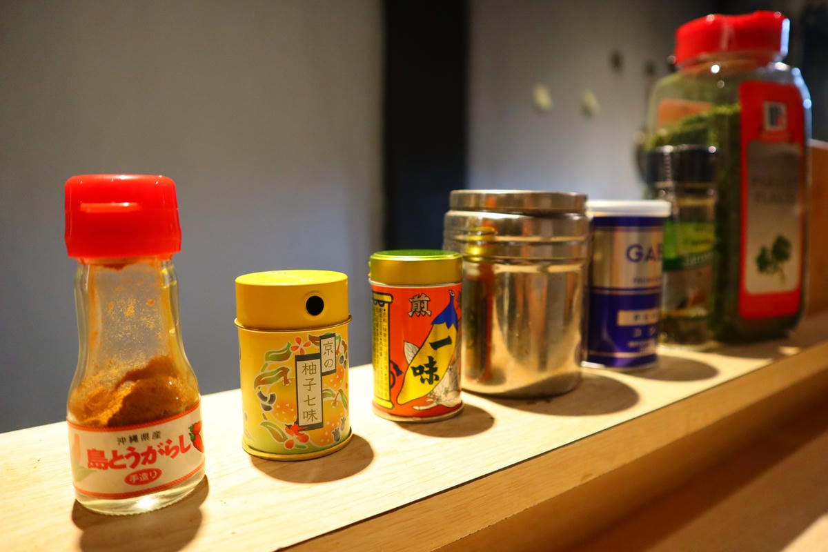(新北板橋餐廳)宋囍拉麵 らーめん, 老闆有點像是鄰家大哥型 (新北板橋餐廳)宋囍拉麵 らーめん, 老闆有點像是鄰家大哥型
