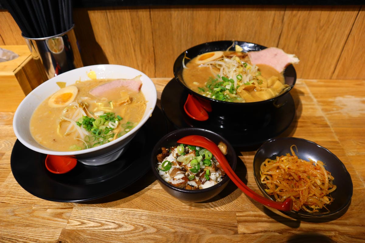 (新北板橋餐廳)豚人拉麵 板橋真龍店，$250就能品嘗到來自