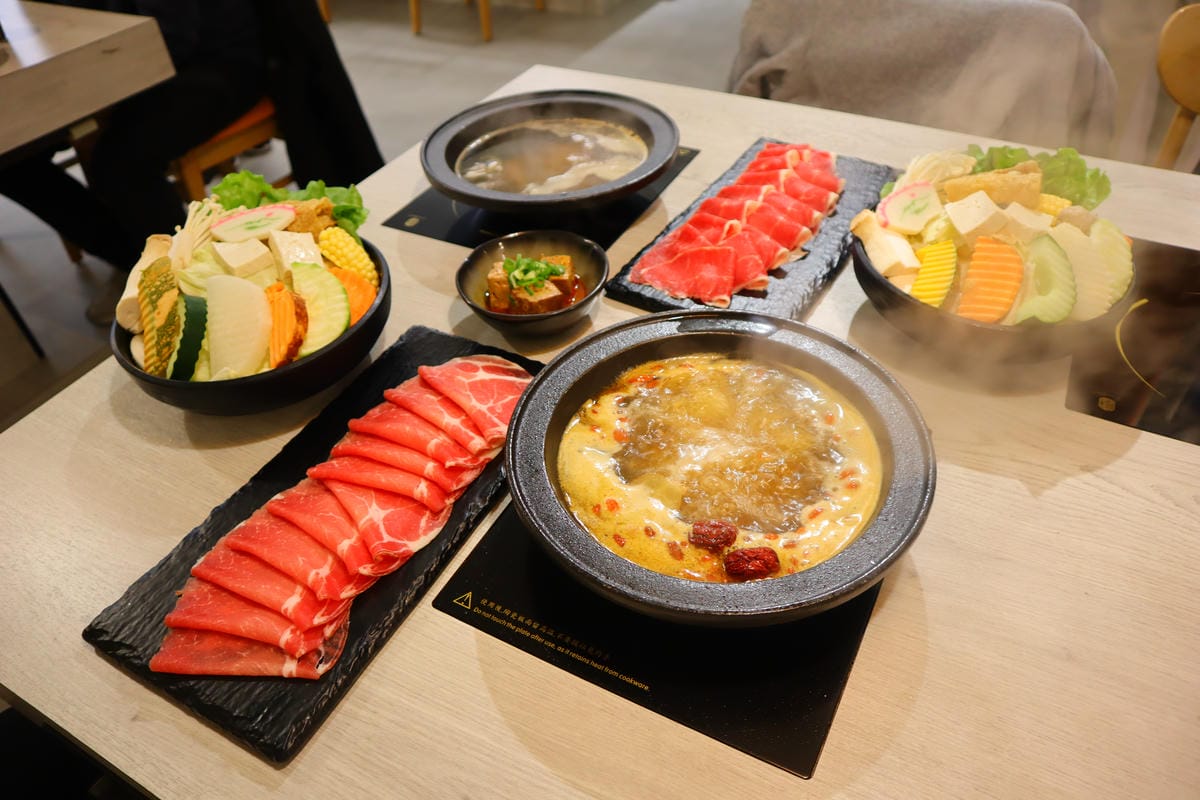 (台北信義美食)大利石頭火鍋, (台北信義美食)大利石頭火鍋,