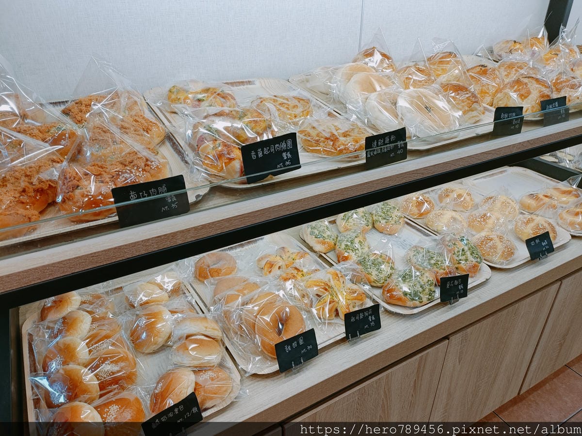 (新北新莊美食)揚名手工烘培,超過30年的在地烘焙坊,除了提 (新北新莊美食)揚名手工烘培,超過30年的在地烘焙坊,除了提