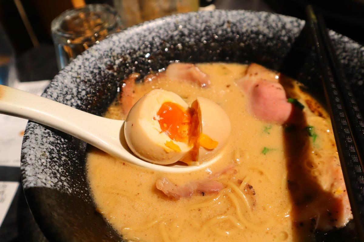 (台北中山餐廳)麒麟創作拉麵坊，2023年底新開的創作拉麵店