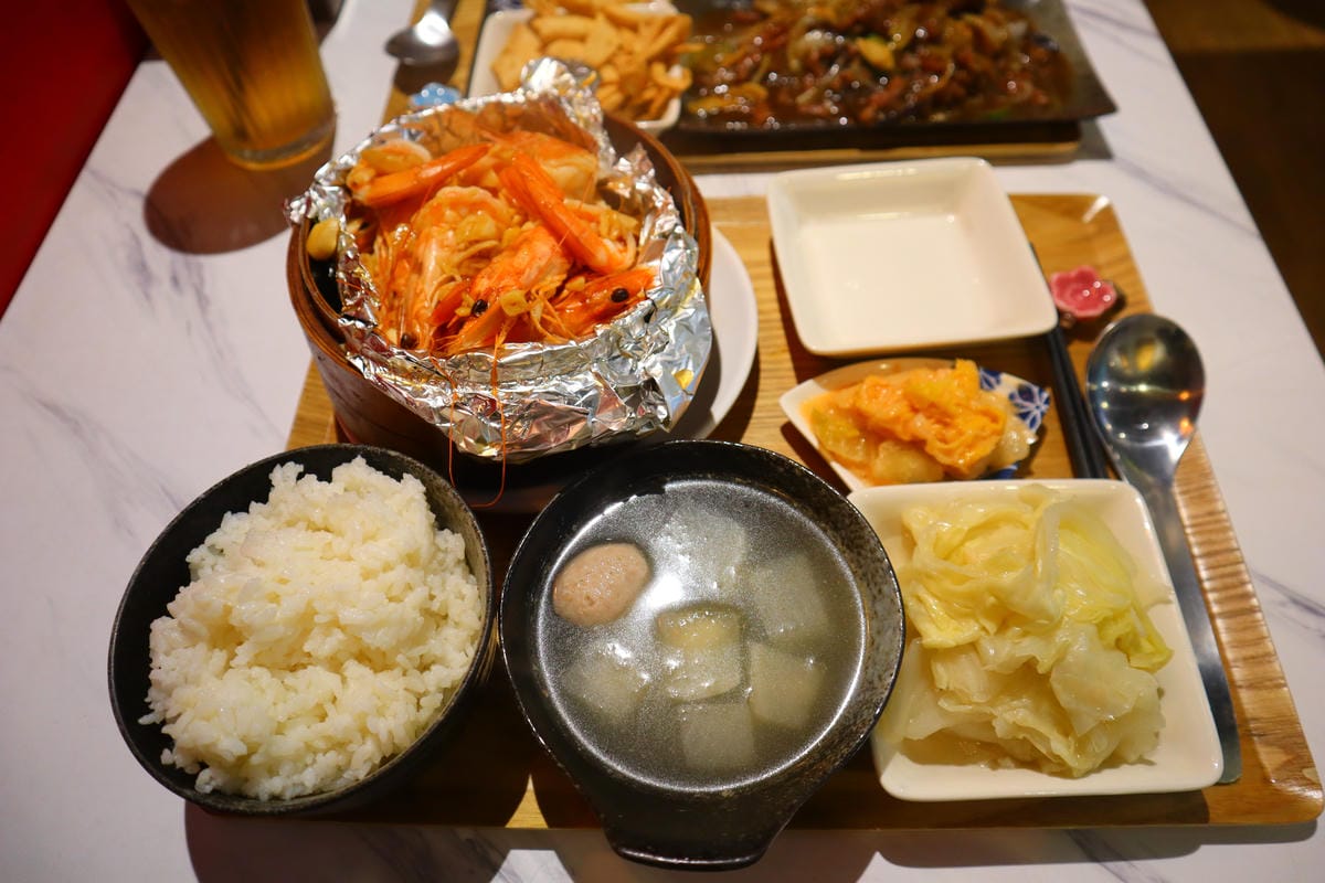 (台北萬華西門餐廳)紅巷 Red Alley 臺式餐點 Ta (台北萬華西門餐廳)紅巷 Red Alley 臺式餐點 Ta