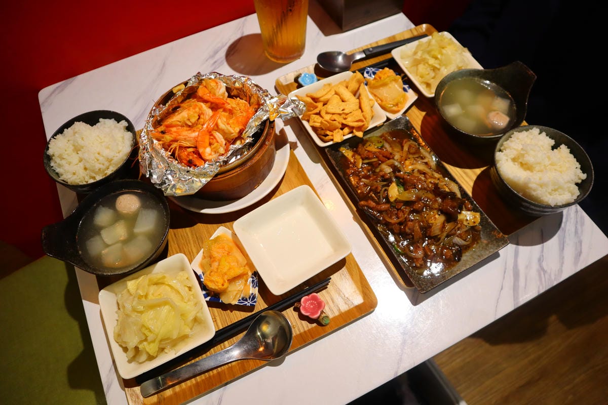(台北萬華西門餐廳)紅巷 Red Alley 臺式餐點 Ta (台北萬華西門餐廳)紅巷 Red Alley 臺式餐點 Ta