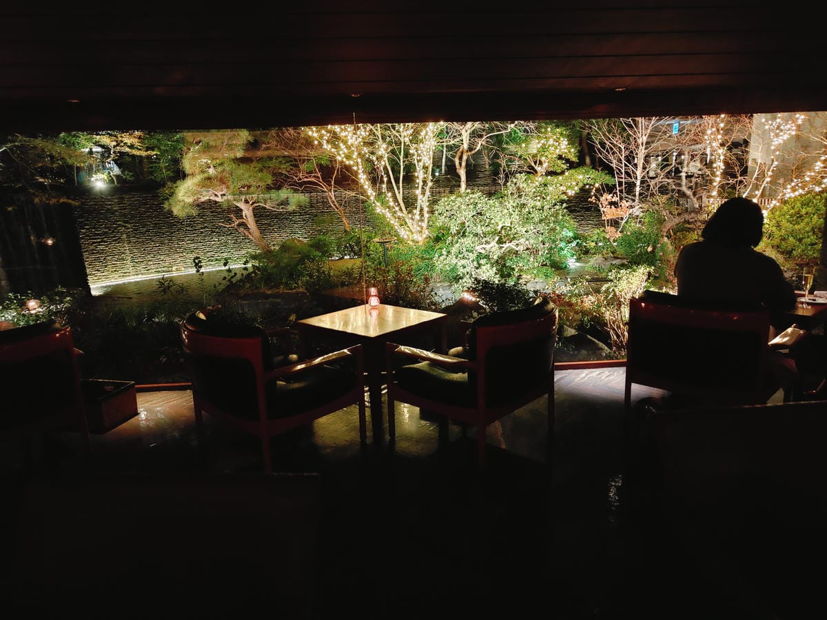 (福岡住宿)GROTTO,西鐵格蘭登飯店的1F大廳酒吧,超有 (福岡住宿)GROTTO,西鐵格蘭登飯店的1F大廳酒吧,超有