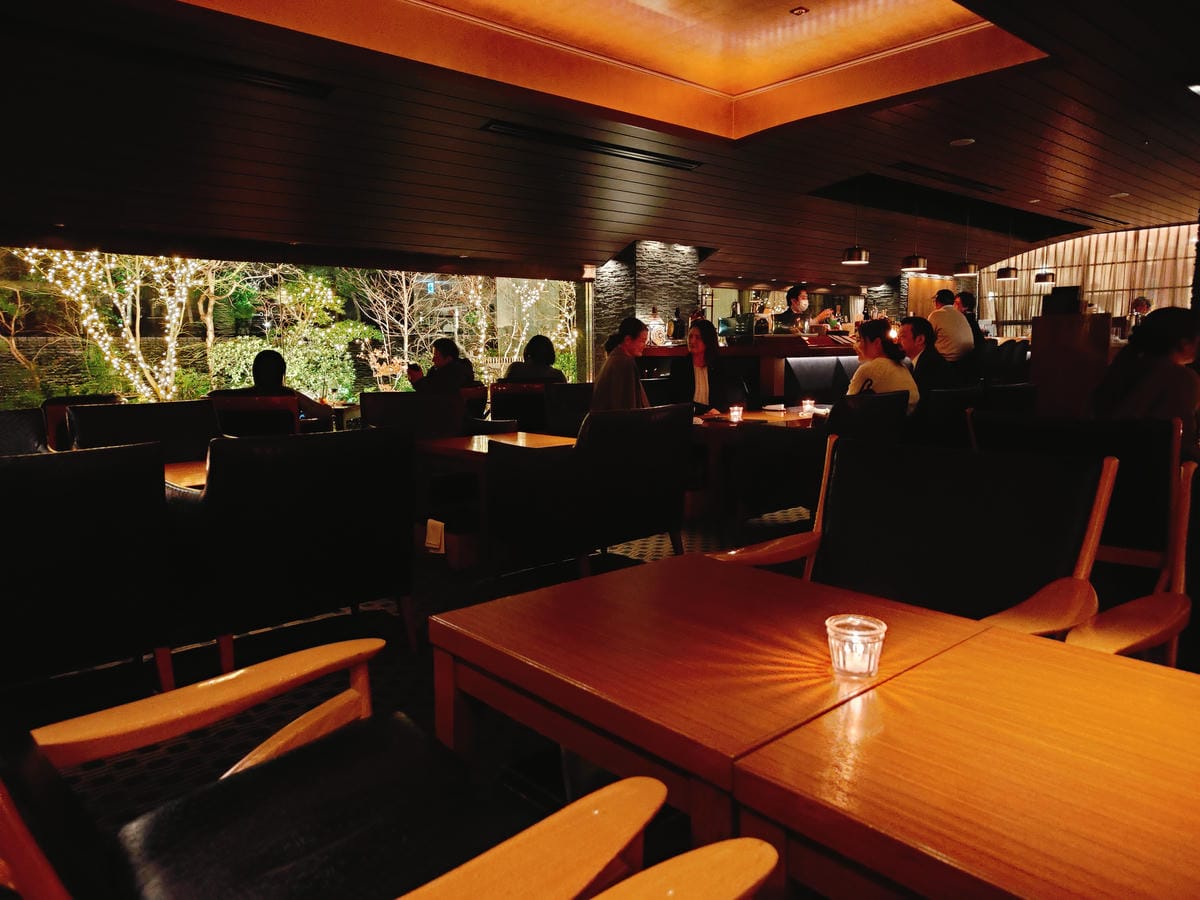 (福岡住宿)GROTTO,西鐵格蘭登飯店的1F大廳酒吧,超有 (福岡住宿)GROTTO,西鐵格蘭登飯店的1F大廳酒吧,超有