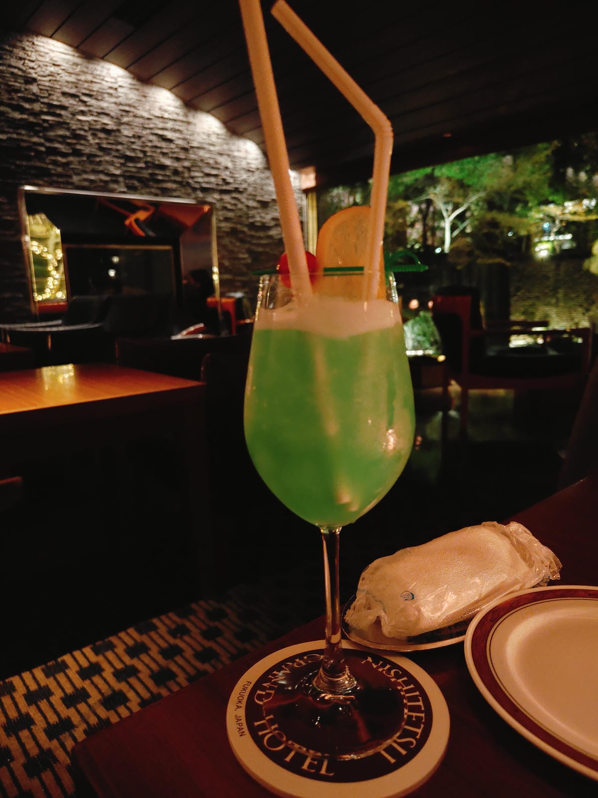 (福岡住宿)GROTTO,西鐵格蘭登飯店的1F大廳酒吧,超有 (福岡住宿)GROTTO,西鐵格蘭登飯店的1F大廳酒吧,超有