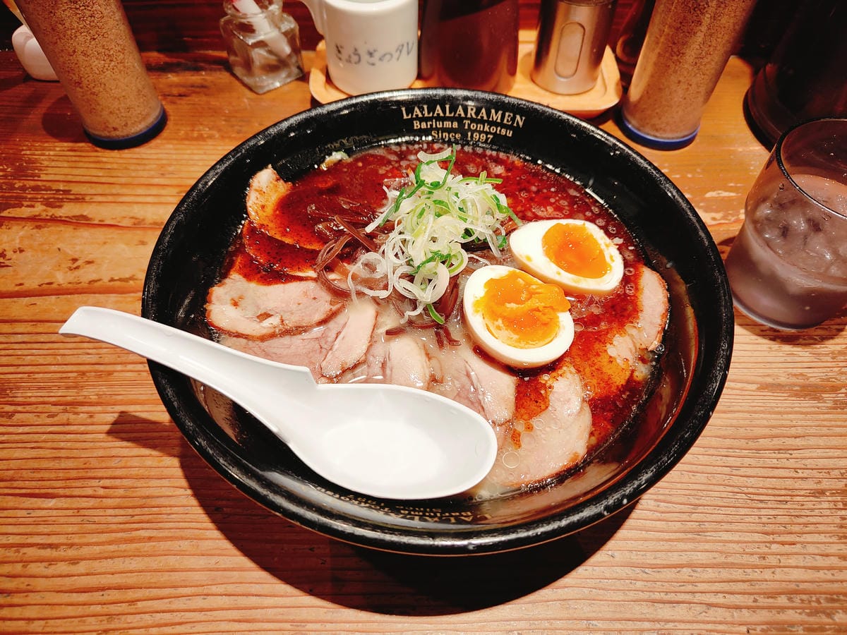 (長崎餐廳)濃厚豚骨 かどや,長崎商店街旁的人氣拉麵店,提供 (長崎餐廳)濃厚豚骨 かどや,長崎商店街旁的人氣拉麵店,提供