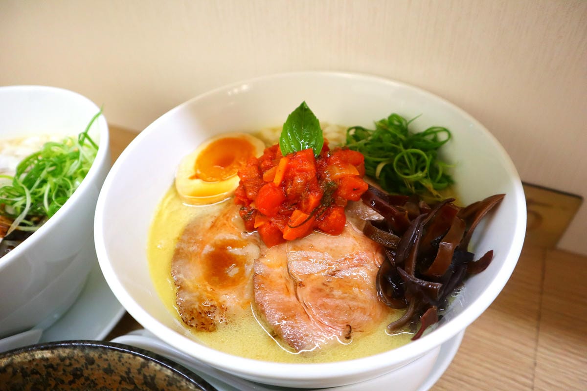 (新北中和餐廳)昭和鳳。パイタン 。雞白湯拉麵,從晚上17: (新北中和餐廳)昭和鳳。パイタン 。雞白湯拉麵,從晚上17: