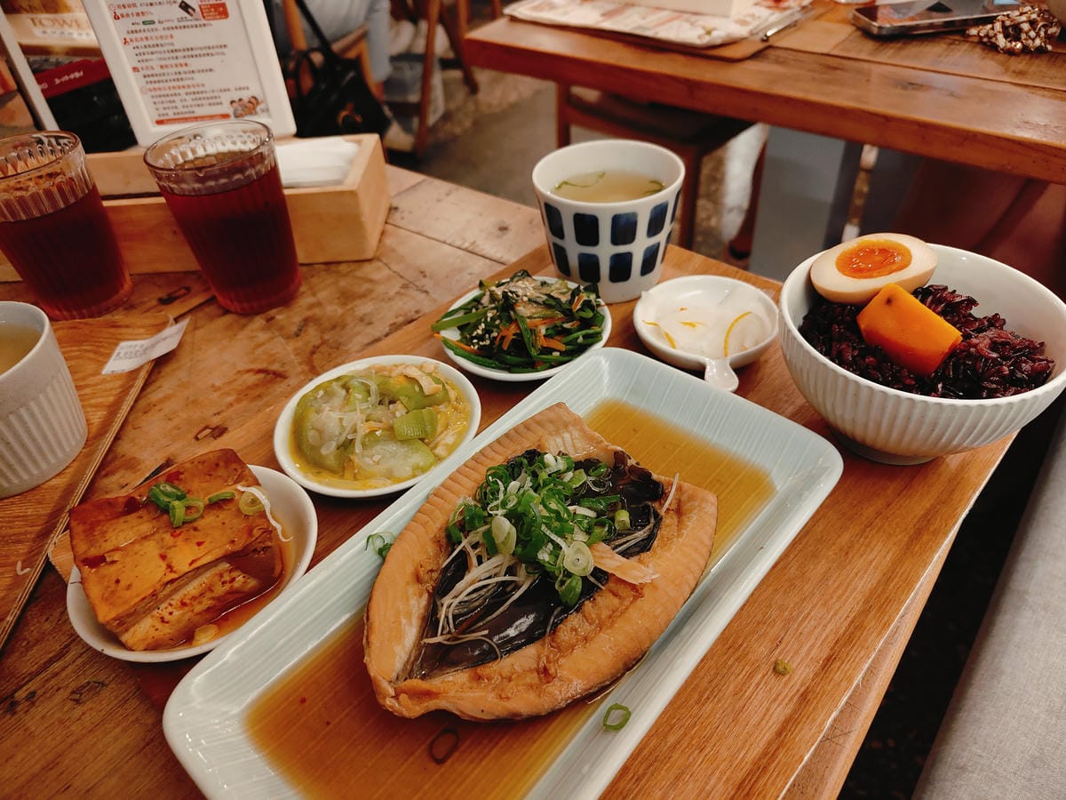 (台北中正餐廳)北棲 邸家,精緻台菜用套餐方式呈現,價格上是 (台北中正餐廳)北棲 邸家,精緻台菜用套餐方式呈現,價格上是