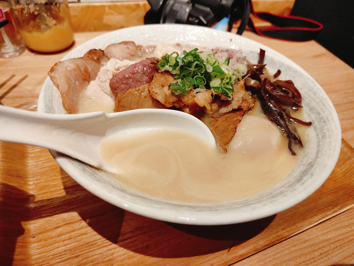 (新北板橋餐廳)一幸拉麵 雞白湯,提供雞白湯為主的拉麵店,並 (新北板橋餐廳)一幸拉麵 雞白湯,提供雞白湯為主的拉麵店,並