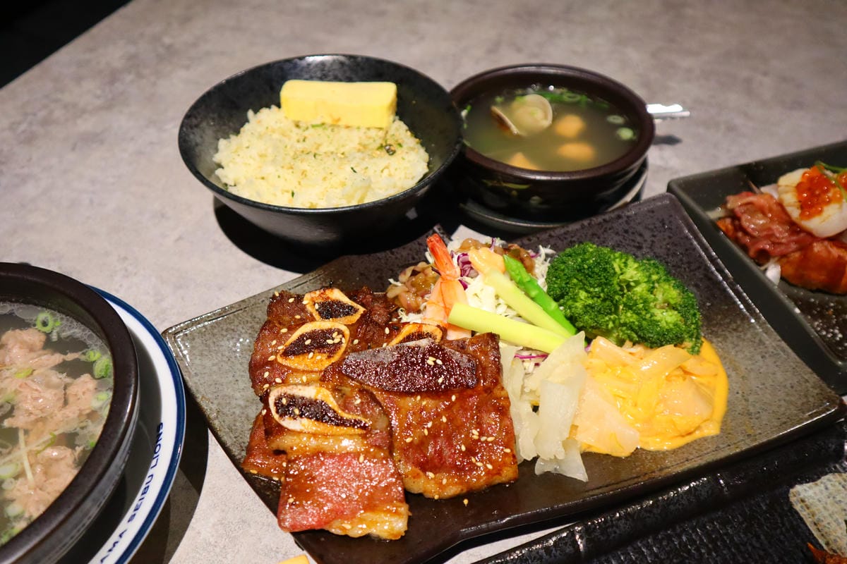 (新北新莊美食)新莊八串八燒肉 (新北新莊美食)新莊八串八燒肉