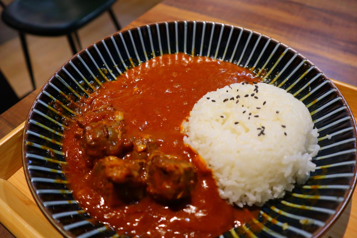 (新北新莊餐廳)路人食事所 熟成香料咖哩,除了牛肋咖哩之外, (新北新莊餐廳)路人食事所 熟成香料咖哩,除了牛肋咖哩之外,