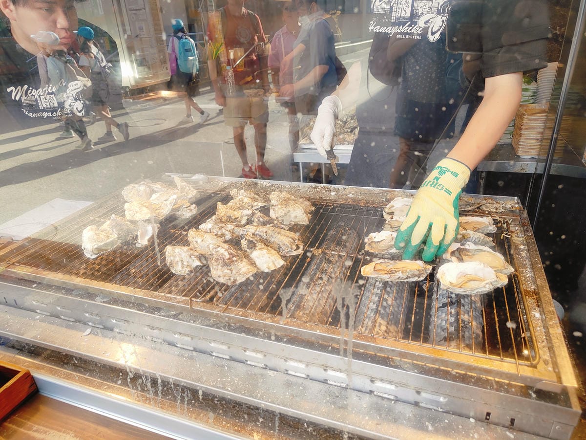 (廣島旅遊)宮島表参道商店街必吃美食,從炸紅葉饅頭、沁涼檸檬 (廣島旅遊)宮島表参道商店街必吃美食,從炸紅葉饅頭、沁涼檸檬