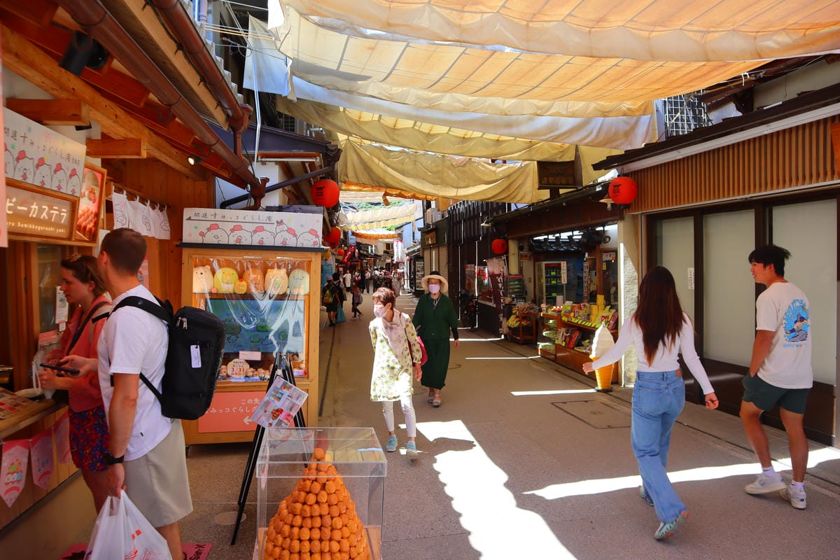 (廣島旅遊)宮島一日遊懶人包,從宮島表参道商店街開始到嚴島神 (廣島旅遊)宮島一日遊懶人包,從宮島表参道商店街開始到嚴島神