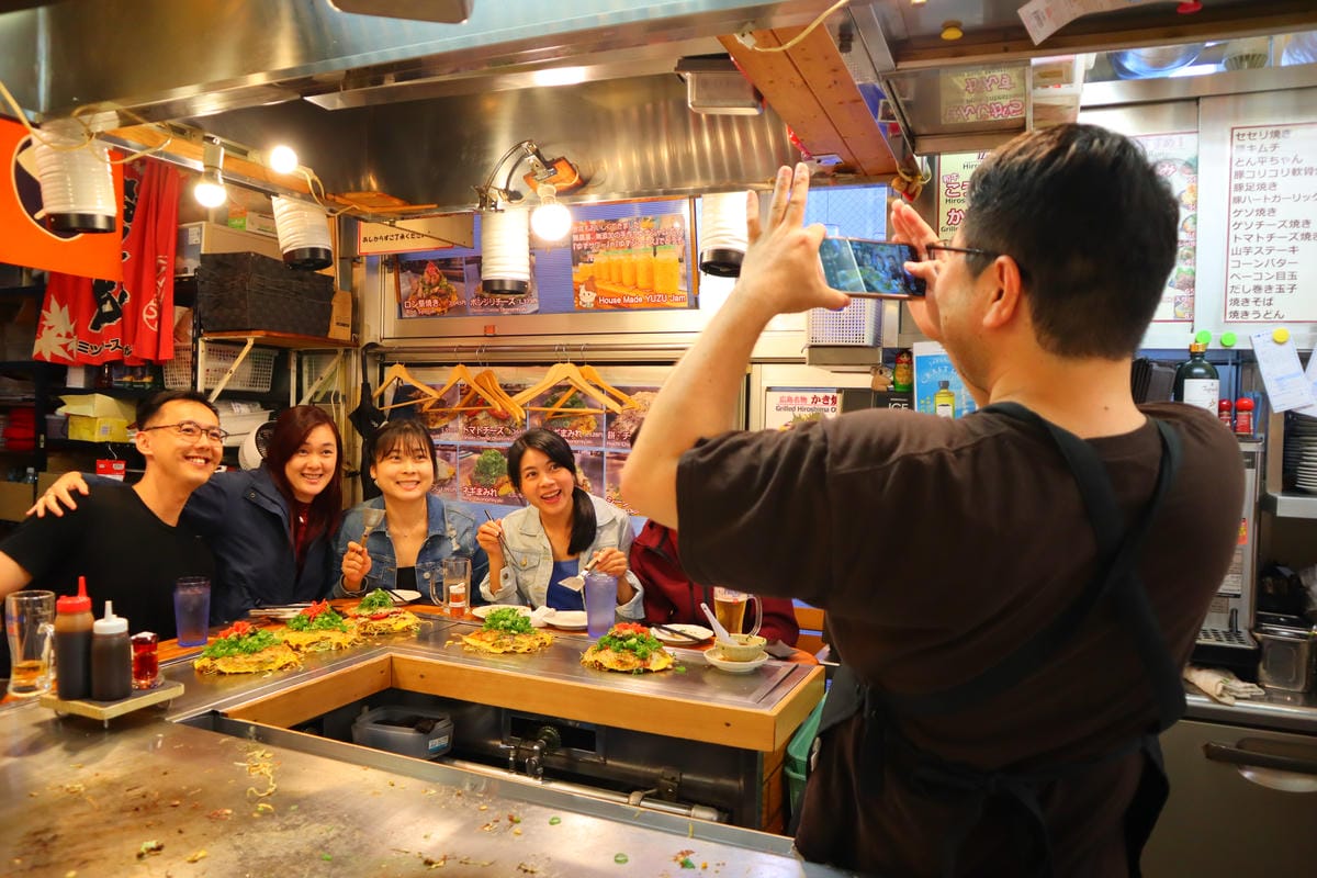 (廣島餐廳)お好み焼き お好み村 ロン,整棟都是賣廣島燒,憑 (廣島餐廳)お好み焼き お好み村 ロン,整棟都是賣廣島燒,憑