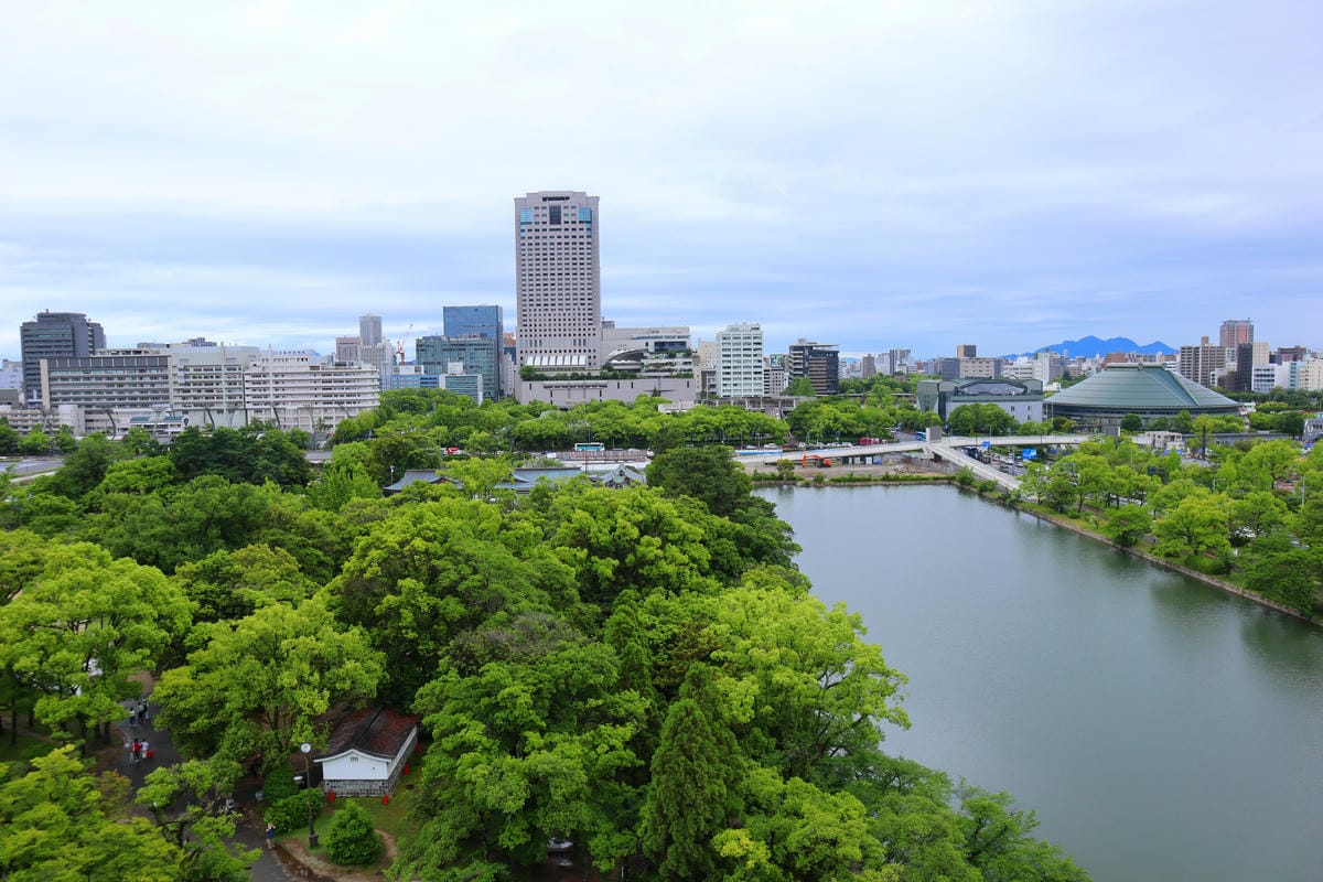 (廣島旅遊)廣島城、廣島護國神社,雖然是二戰後重建,但登上樓 (廣島旅遊)廣島城、廣島護國神社,雖然是二戰後重建,但登上樓