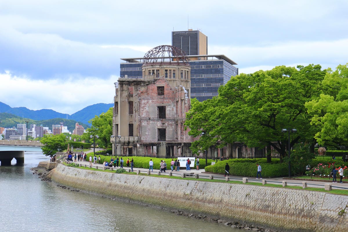 (廣島旅遊)廣島和平紀念資料館+平和の灯+原子彈爆炸圓頂屋。